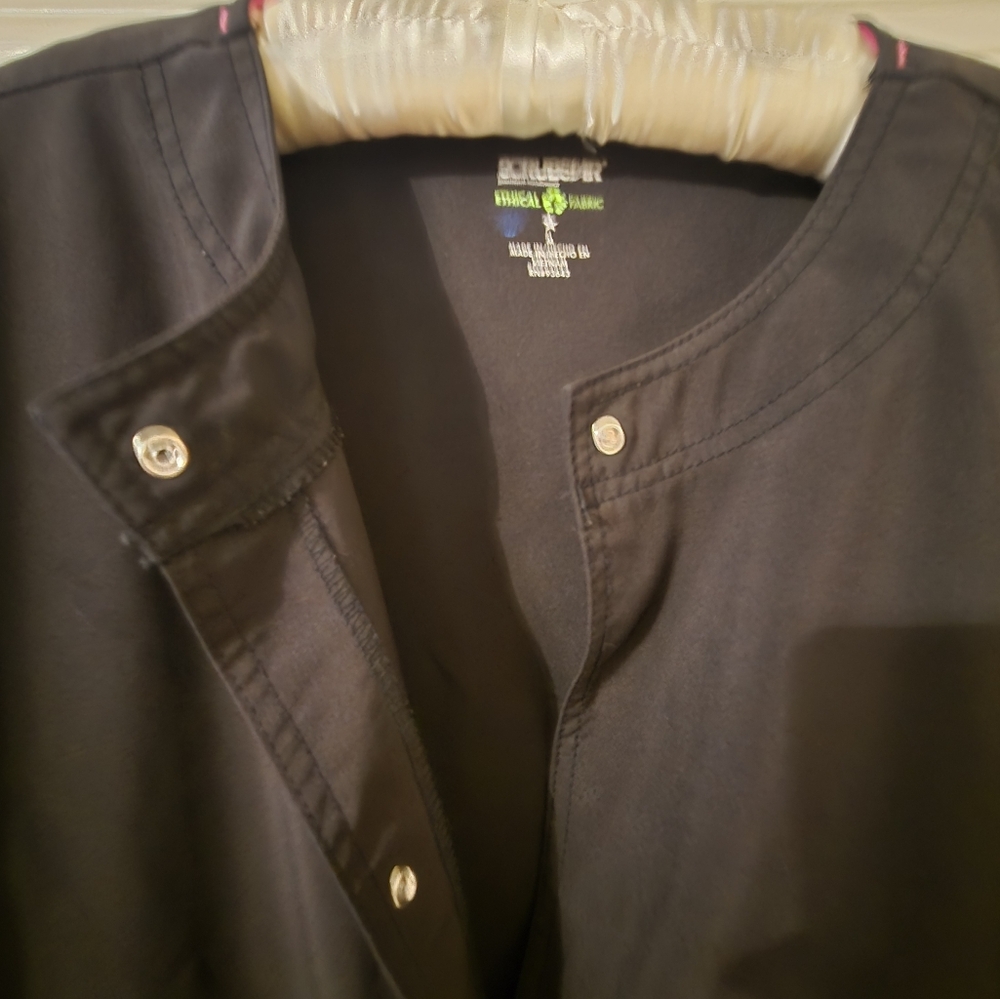 Scrub jacket - Picture 4 of 5